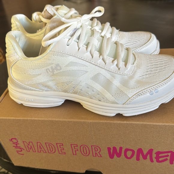 New in box Ryka Devotion Plus 3 white running shoes 🤍 - Picture 3 of 4